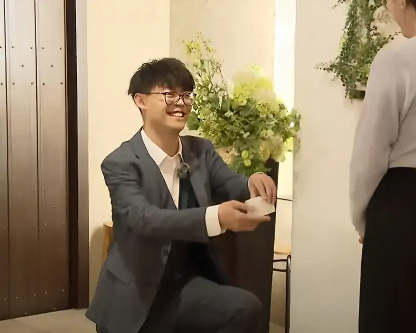 打ち合わせ（対面 or オンライン・30分程度・無料）