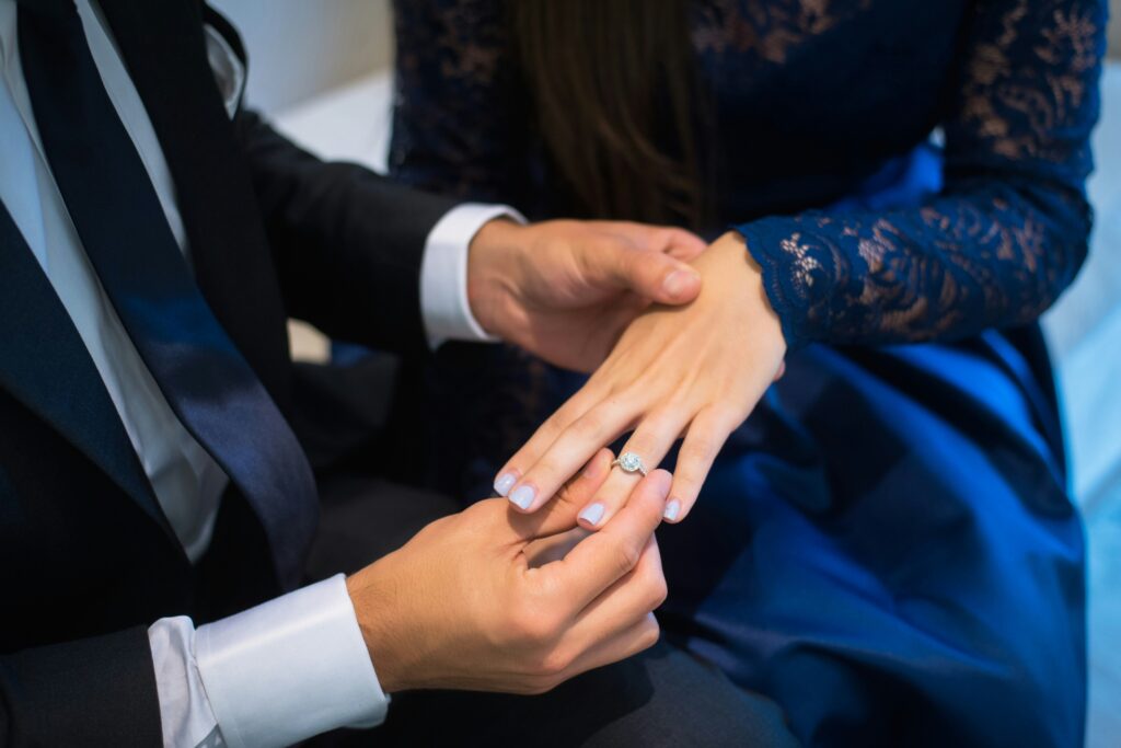 結婚相談所経由のカップルのプロポーズ