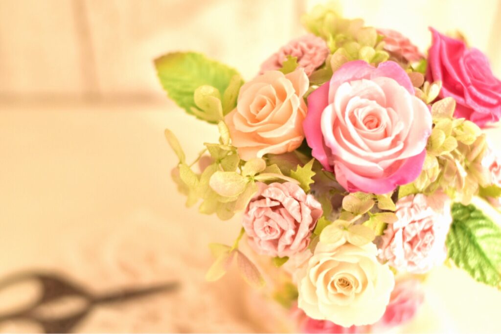 プロポーズ時にもらった花束をプリザーブド加工したイメージ