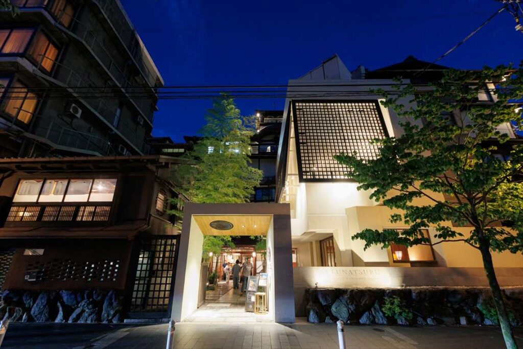 鮒鶴ルアンの外観