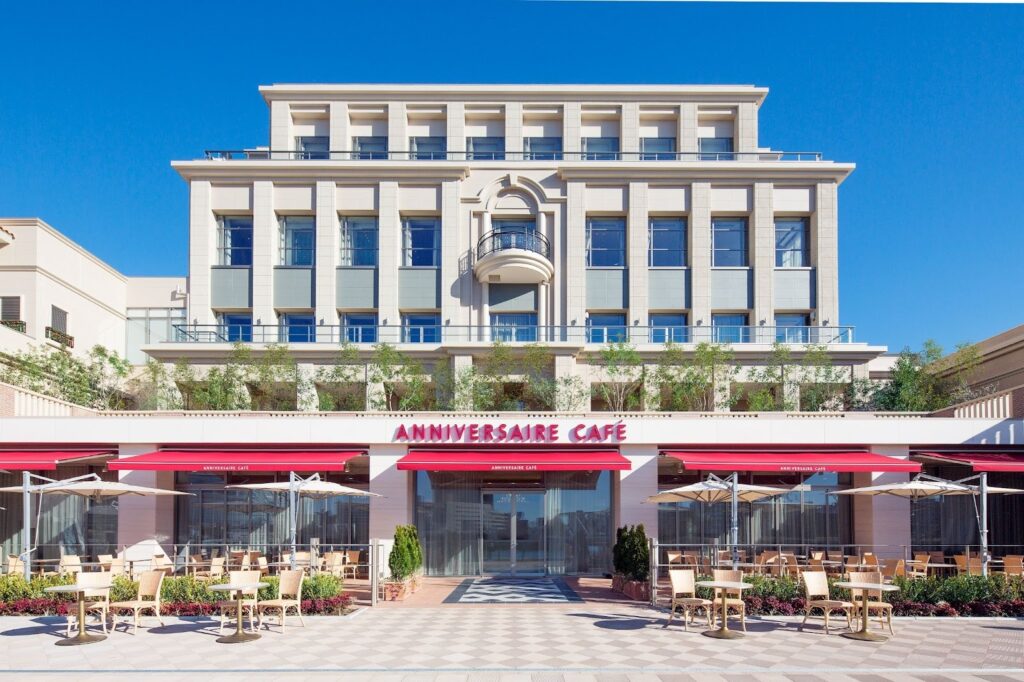 アニヴェルセル×アニヴェルセルみなとみらい横浜のアニヴェルセルカフェの外観