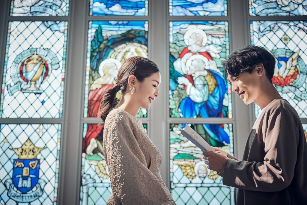 アニヴェルセル×アニヴェルセルみなとみらい横浜のチャペルでのプロポーズのイメージ