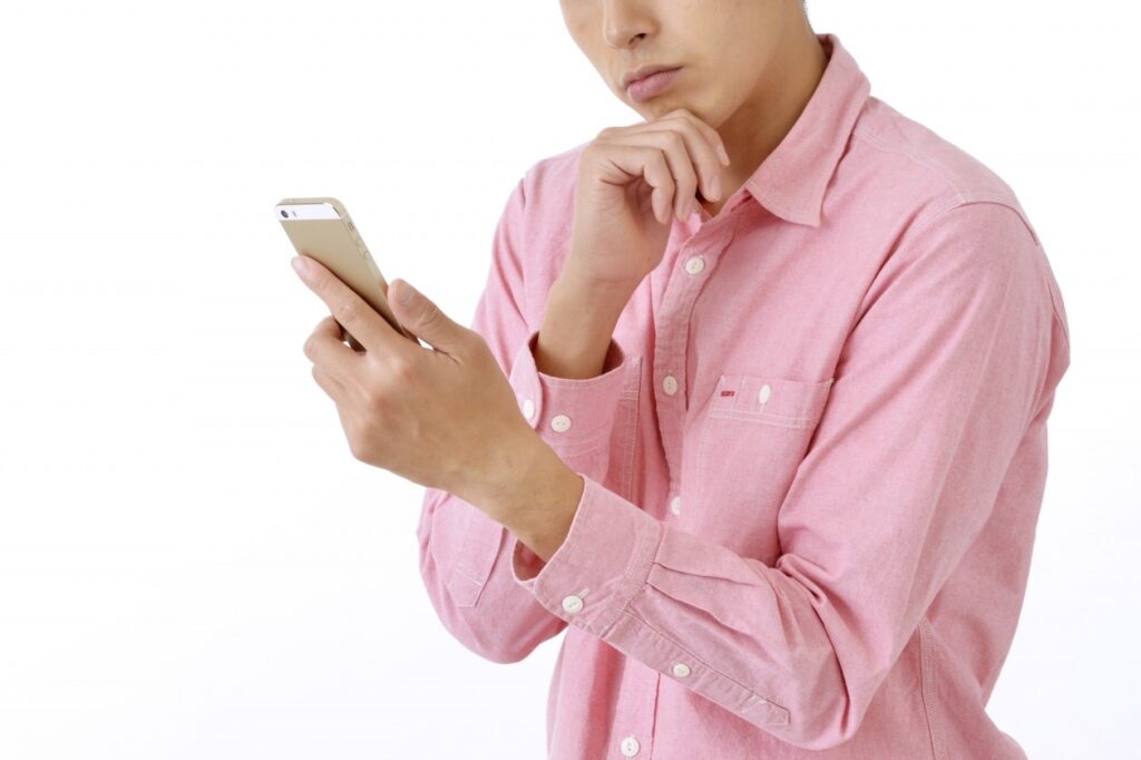 婚活がうまくいかず悩んでいる男性